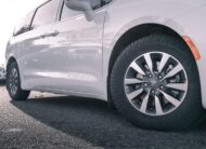 2022 Chrysler Pacifica Hybrid Touring-L R180280A