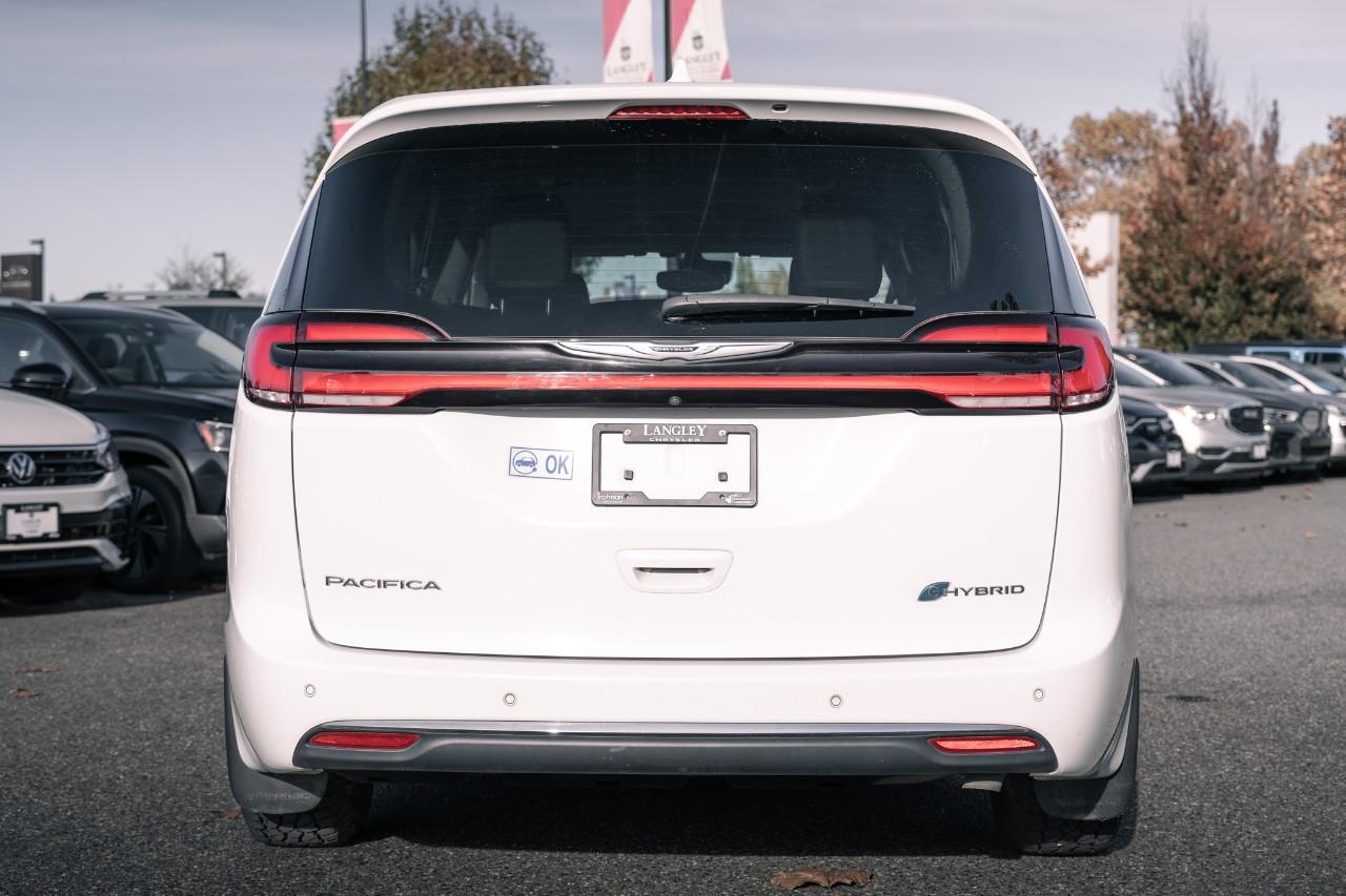 2022 Chrysler Pacifica Hybrid Touring-L R180280A