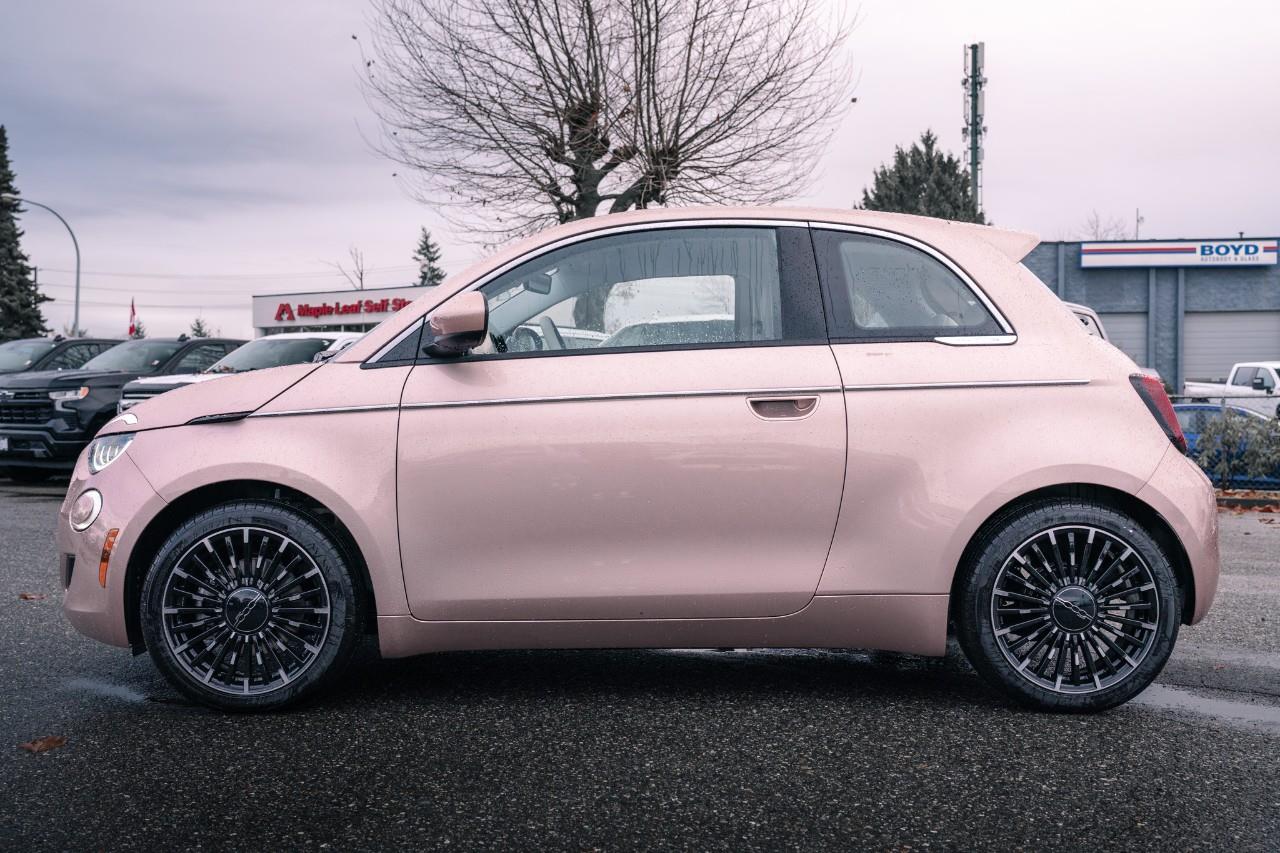 2025 Fiat 500e  S245882