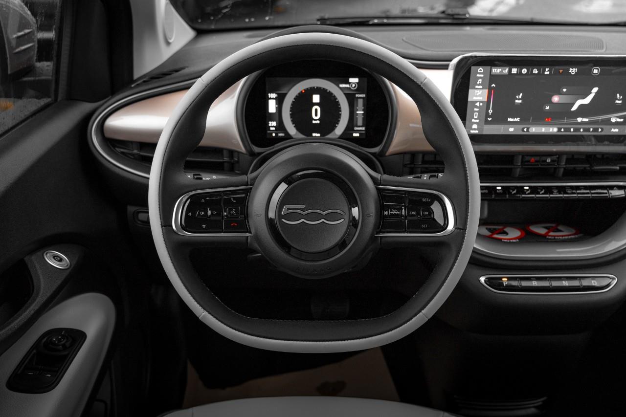 2025 Fiat 500e  S245882