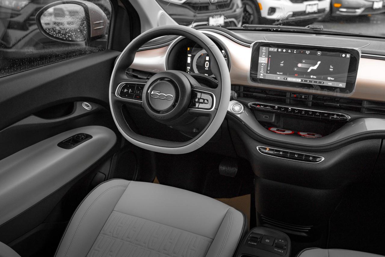 2025 Fiat 500e  S245882