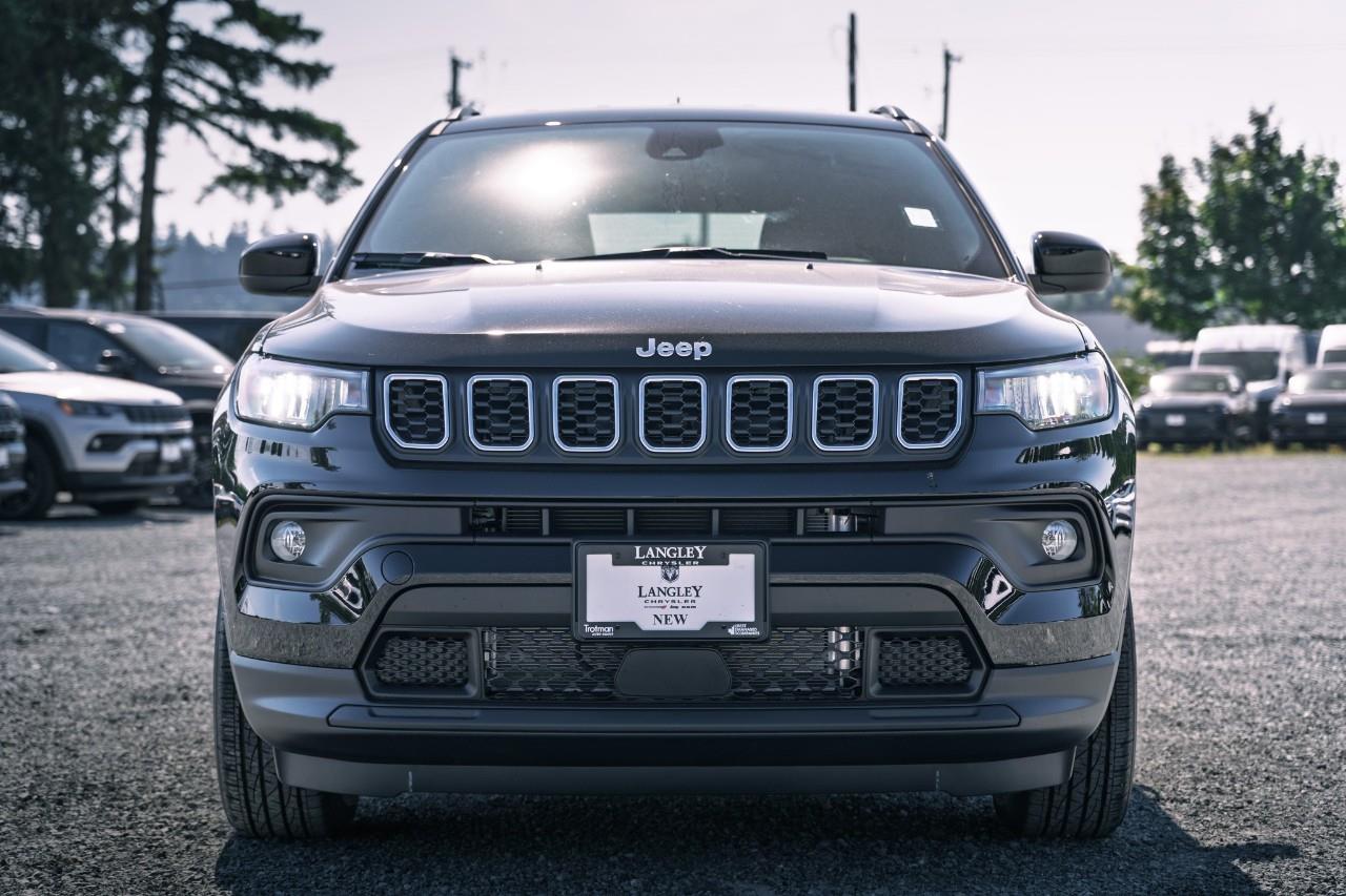 2025 Jeep Compass North S626358