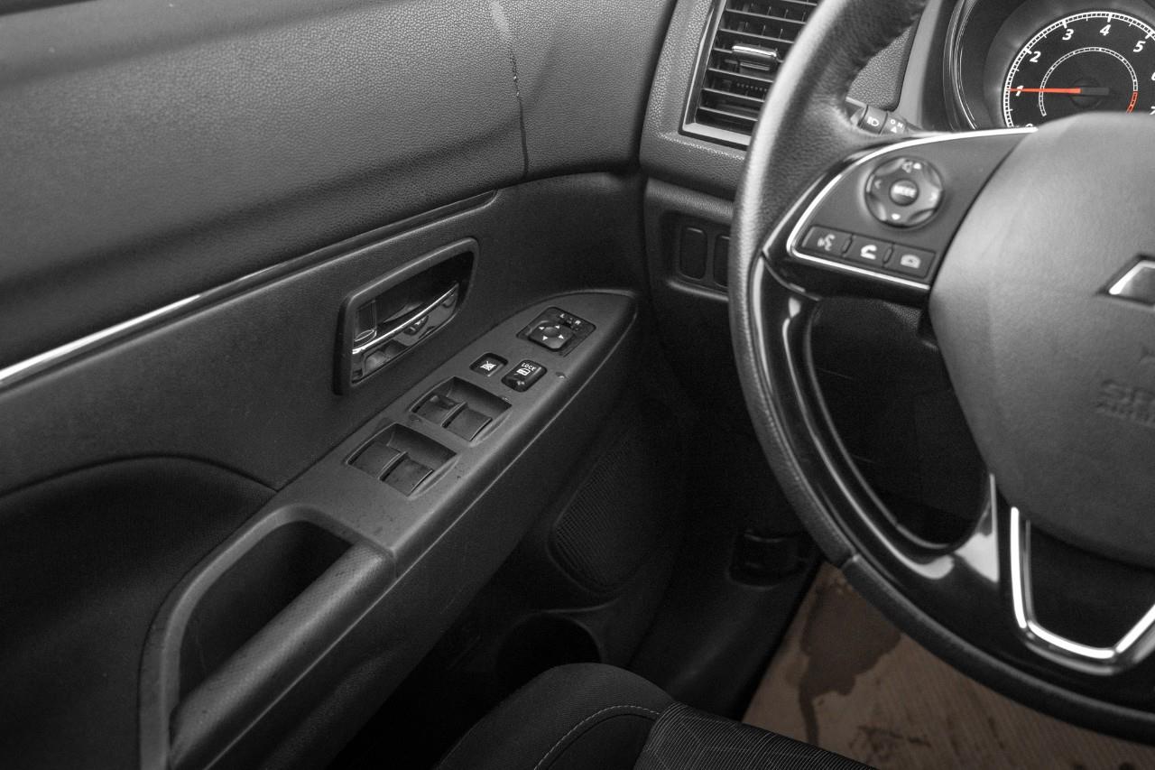 2021 Mitsubishi RVR SE S625473A