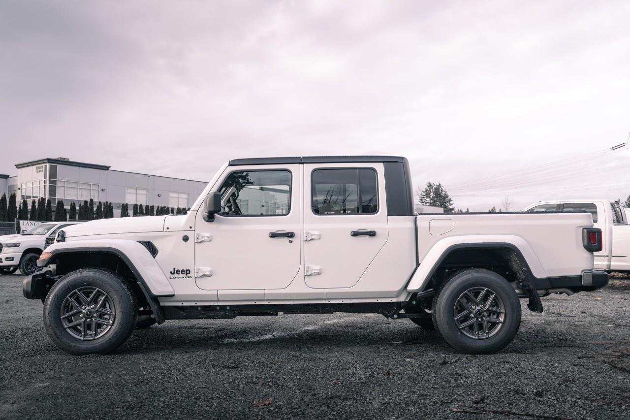 2026 Jeep Gladiator Sport S T154780