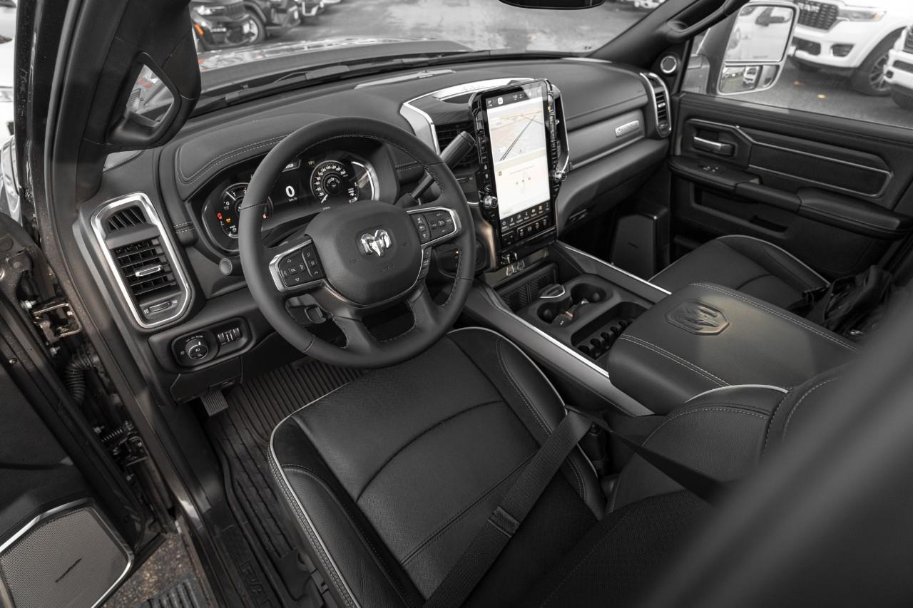 2026 RAM 3500 Laramie T172183