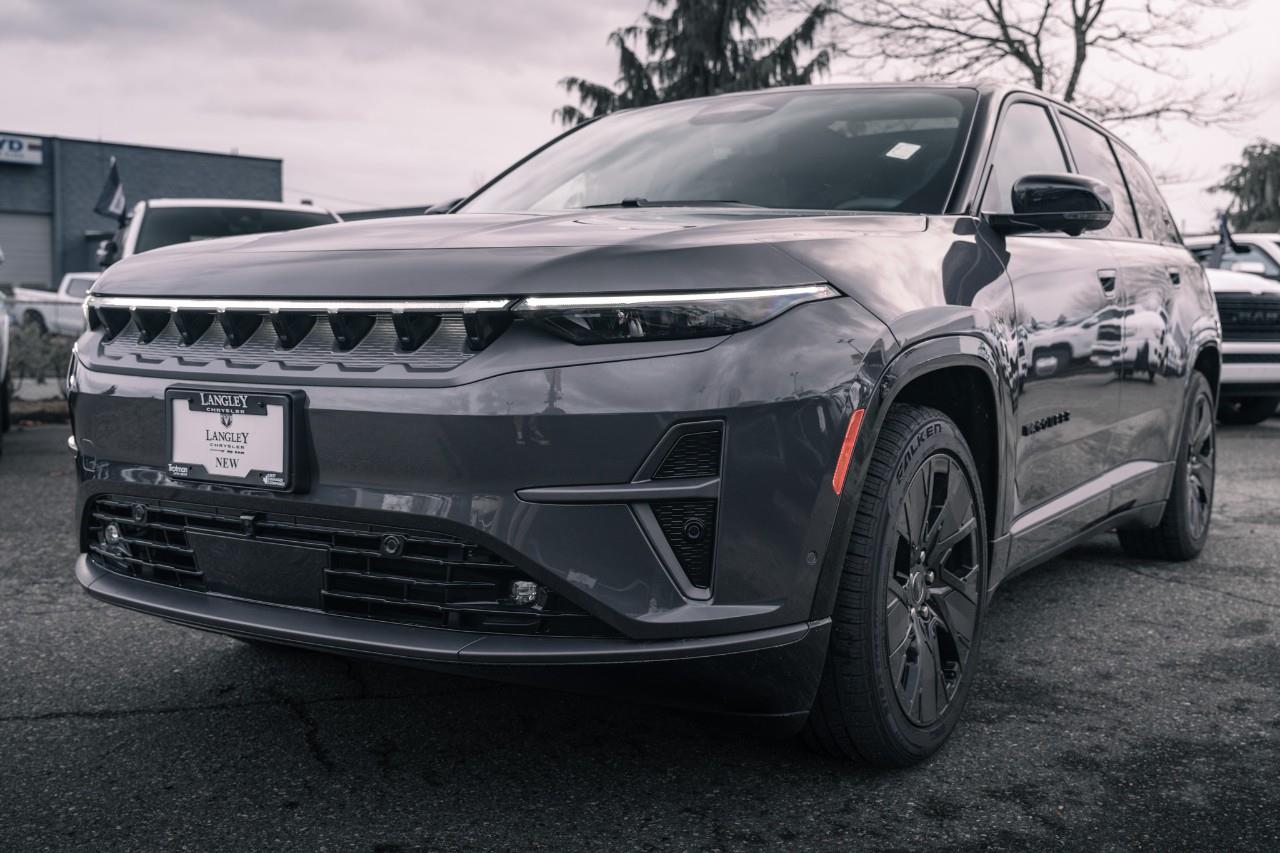 2024 Jeep Wagoneer S Launch Edition R160586