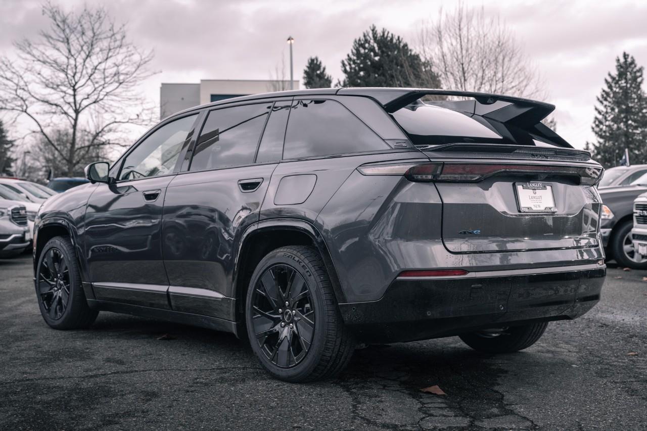 2024 Jeep Wagoneer S Launch Edition R160586