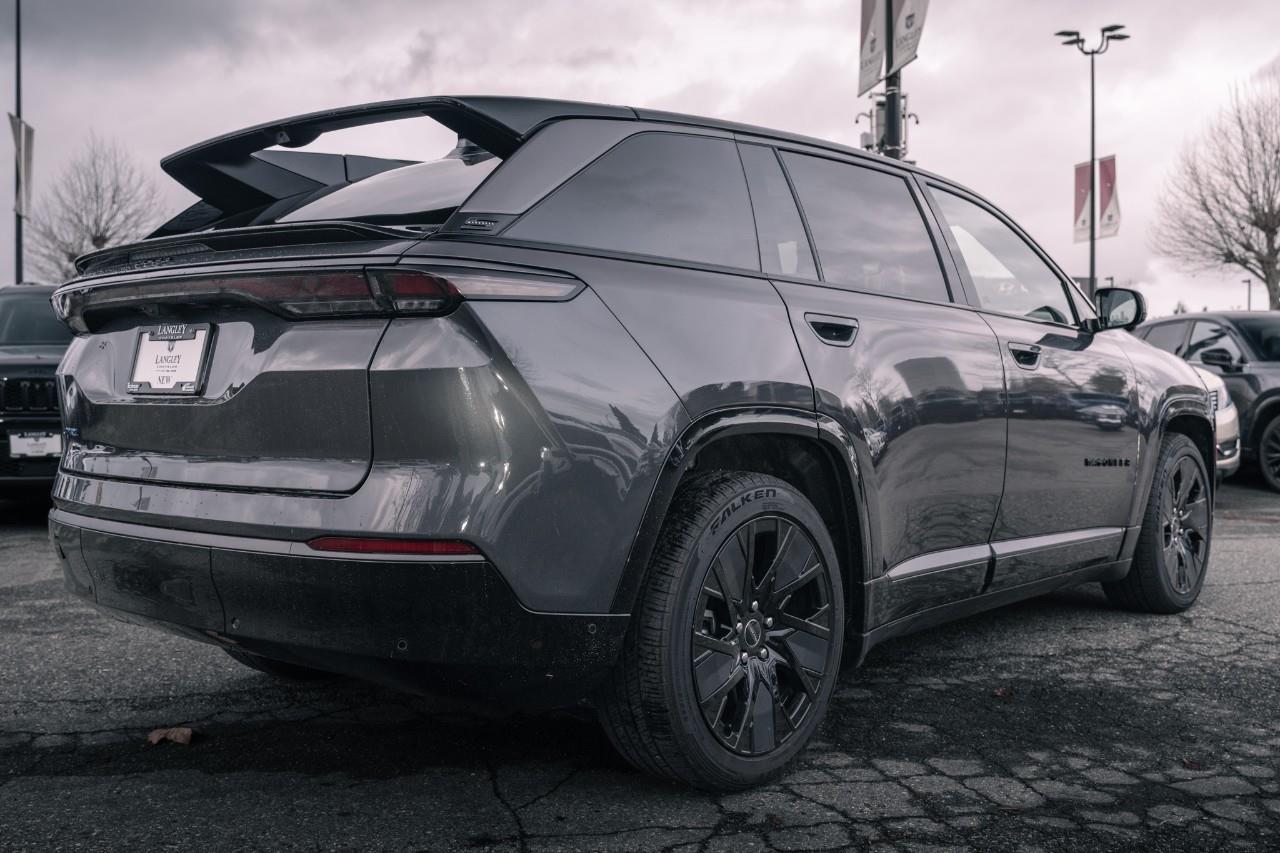 2024 Jeep Wagoneer S Launch Edition R160586