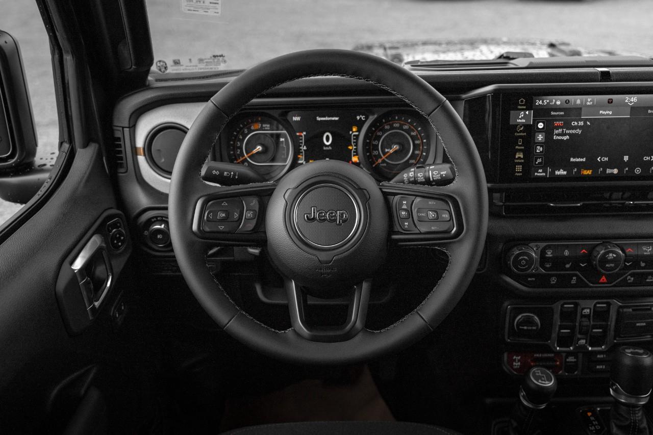 2026 Jeep Wrangler Sport T205608