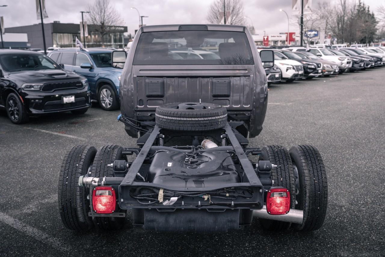 2025 RAM 3500 Chassis Tradesman S517225