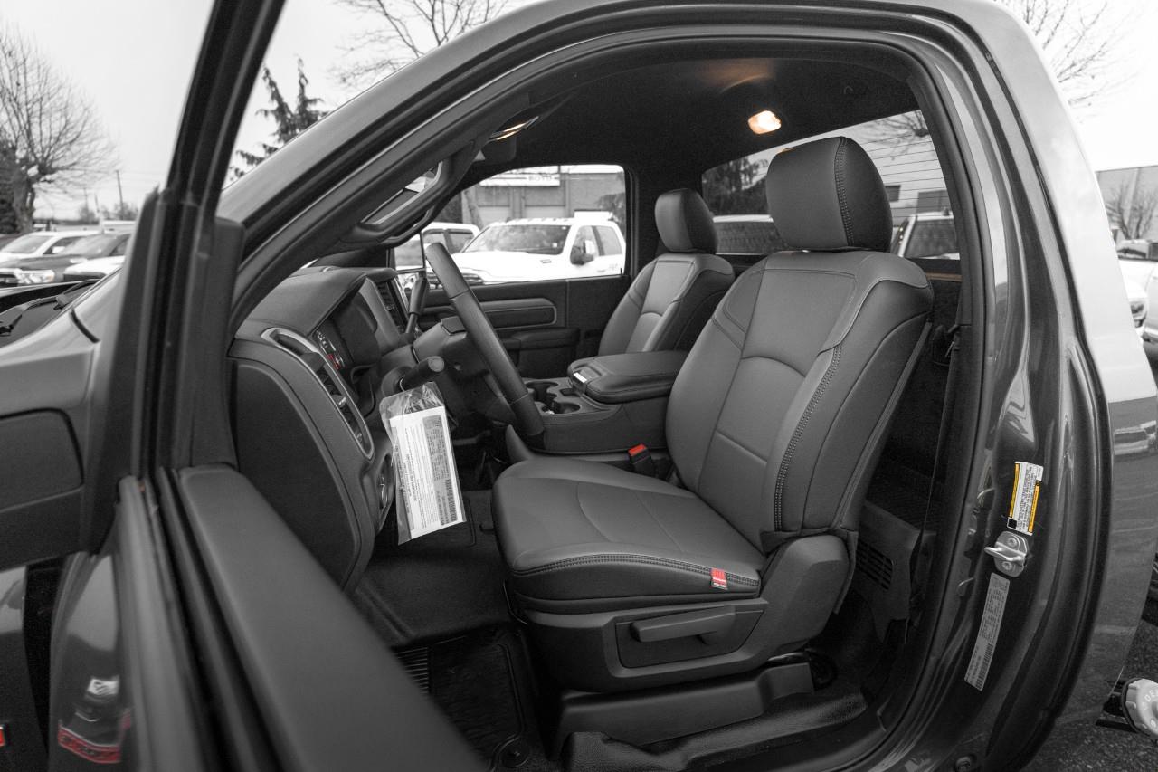 2025 RAM 3500 Chassis Tradesman S517225