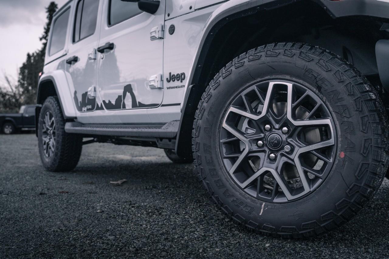 2026 Jeep Wrangler Sahara T205607