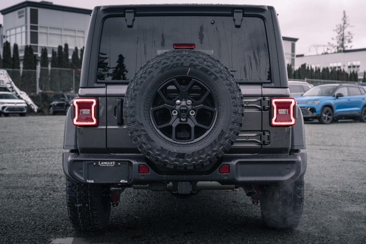 2026 Jeep Wrangler Sport T204227