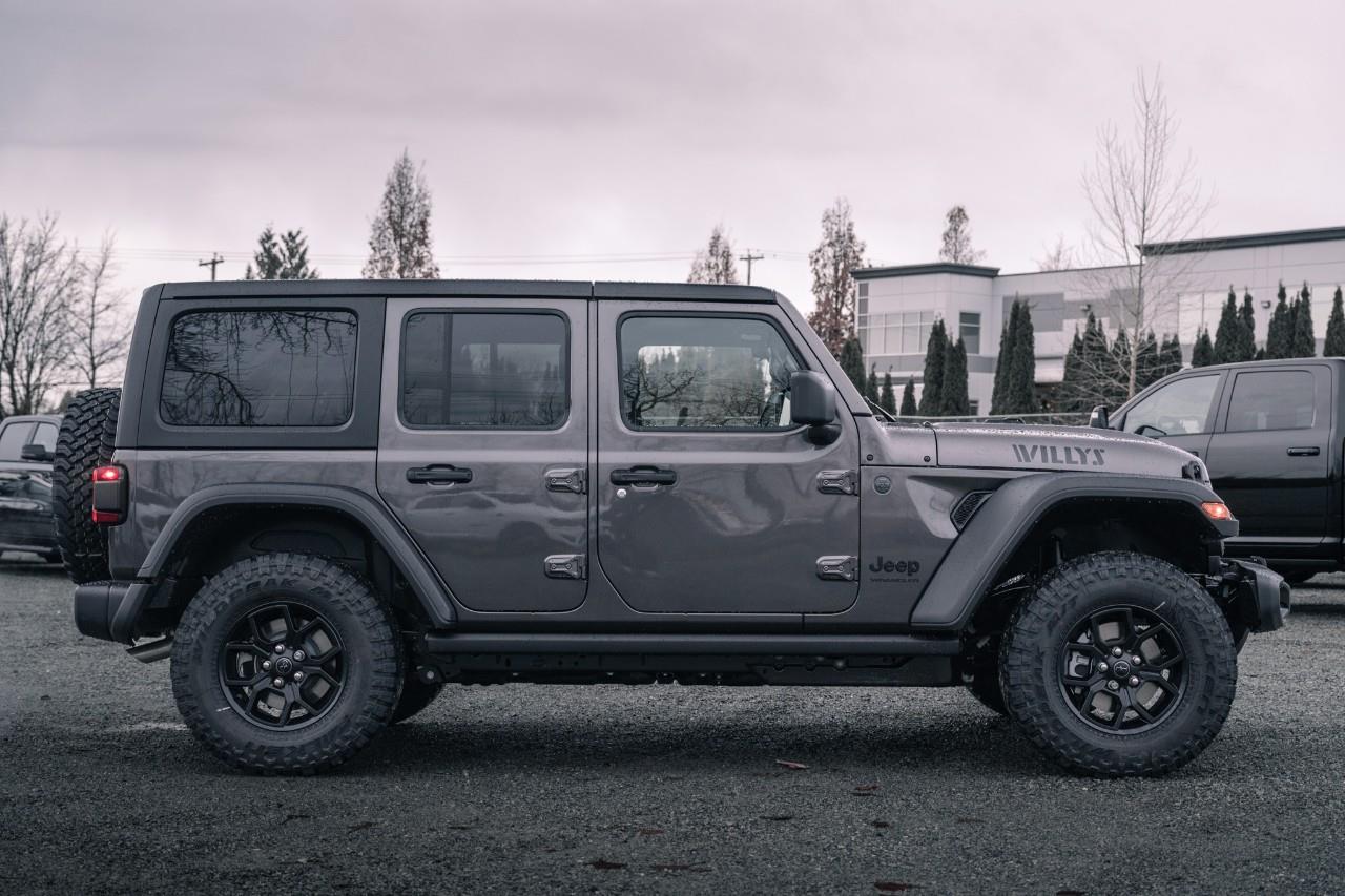 2026 Jeep Wrangler Sport T204227