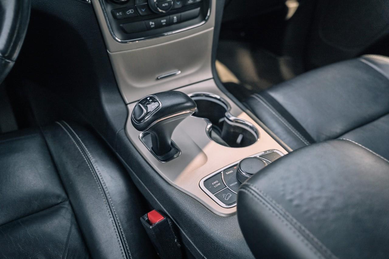 2015 Jeep Grand Cherokee Limited LC2644