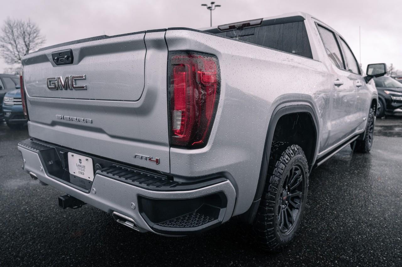 2022 GMC Sierra 1500 AT4 LC2806A