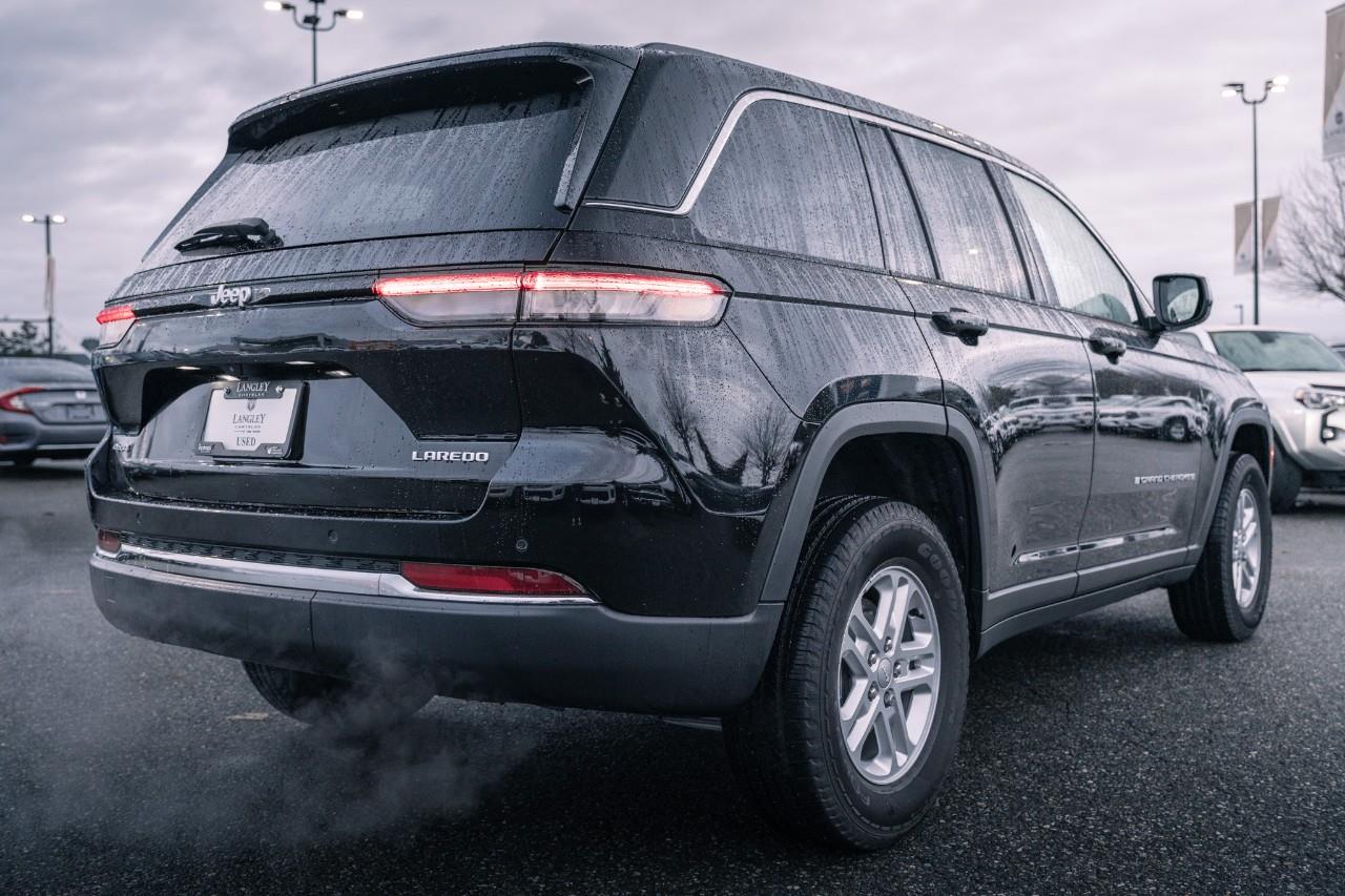 2024 Jeep Grand Cherokee Laredo LC2819
