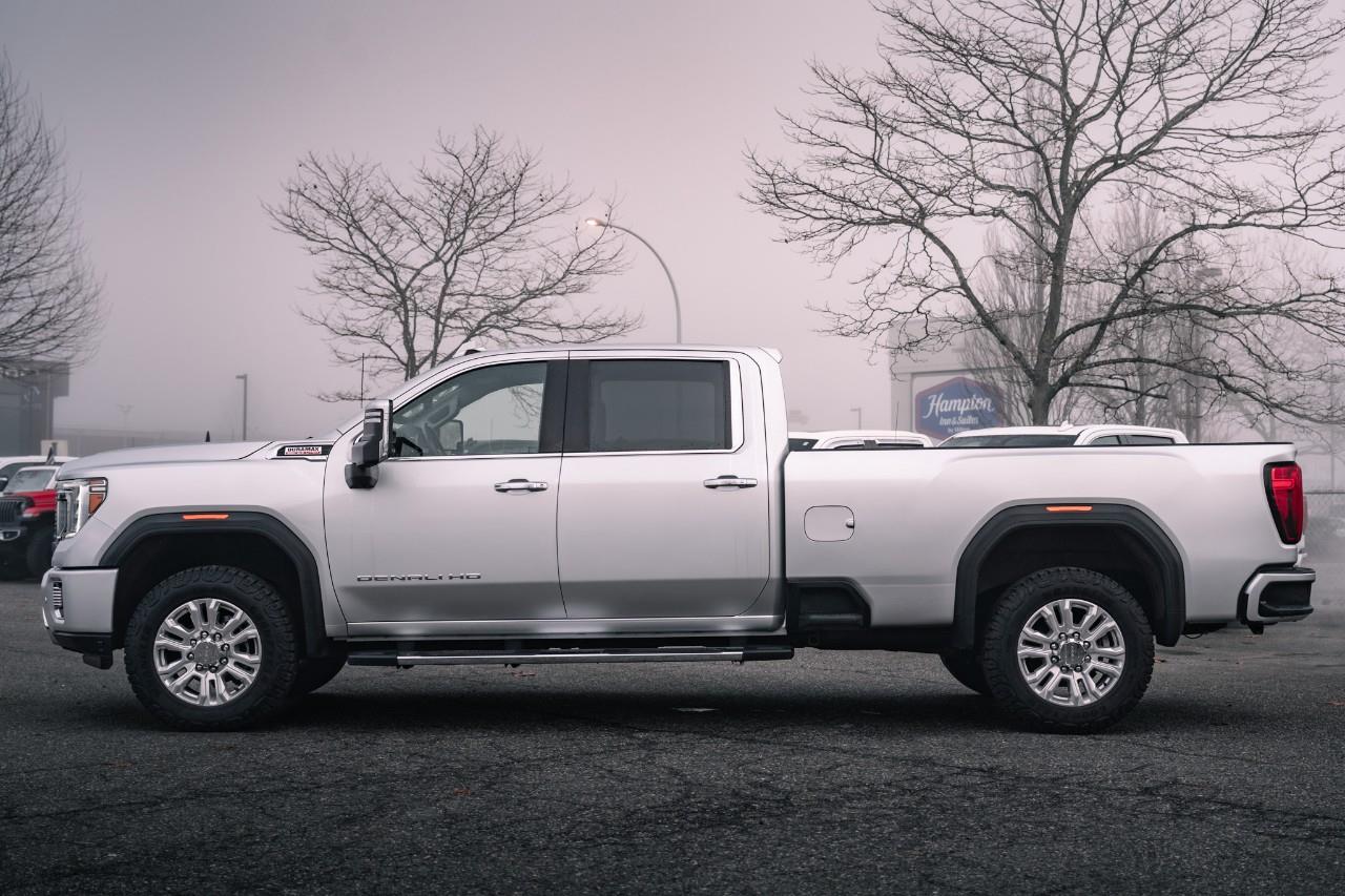 2021 GMC Sierra 3500HD Denali T159058AA