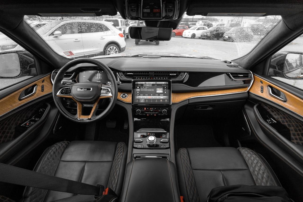 2022 Jeep Grand Cherokee 4xe Summit LC2814