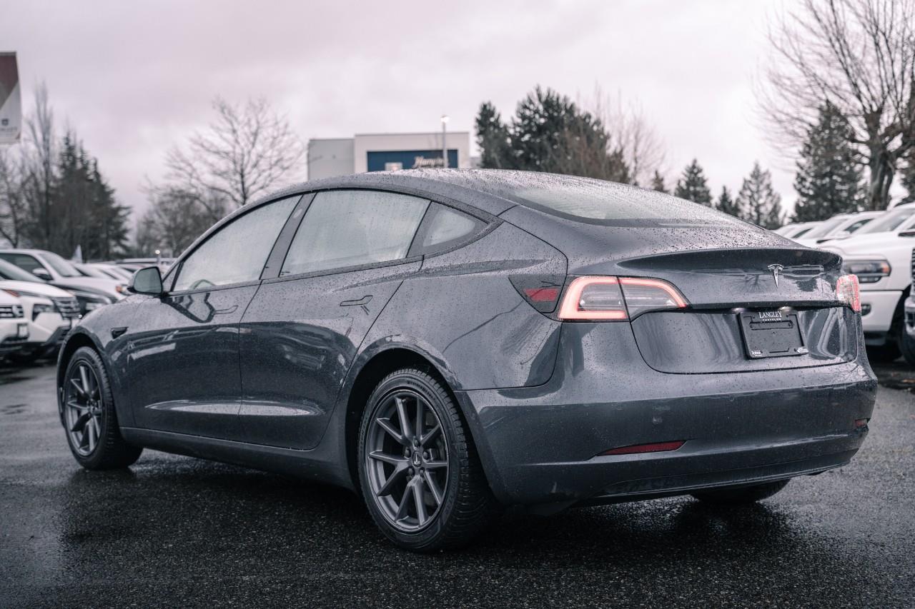 2022 Tesla Model 3  T242906A