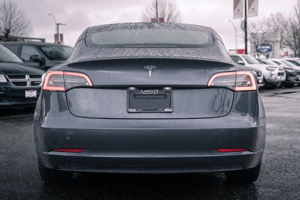 2022 Tesla Model 3  T242906A