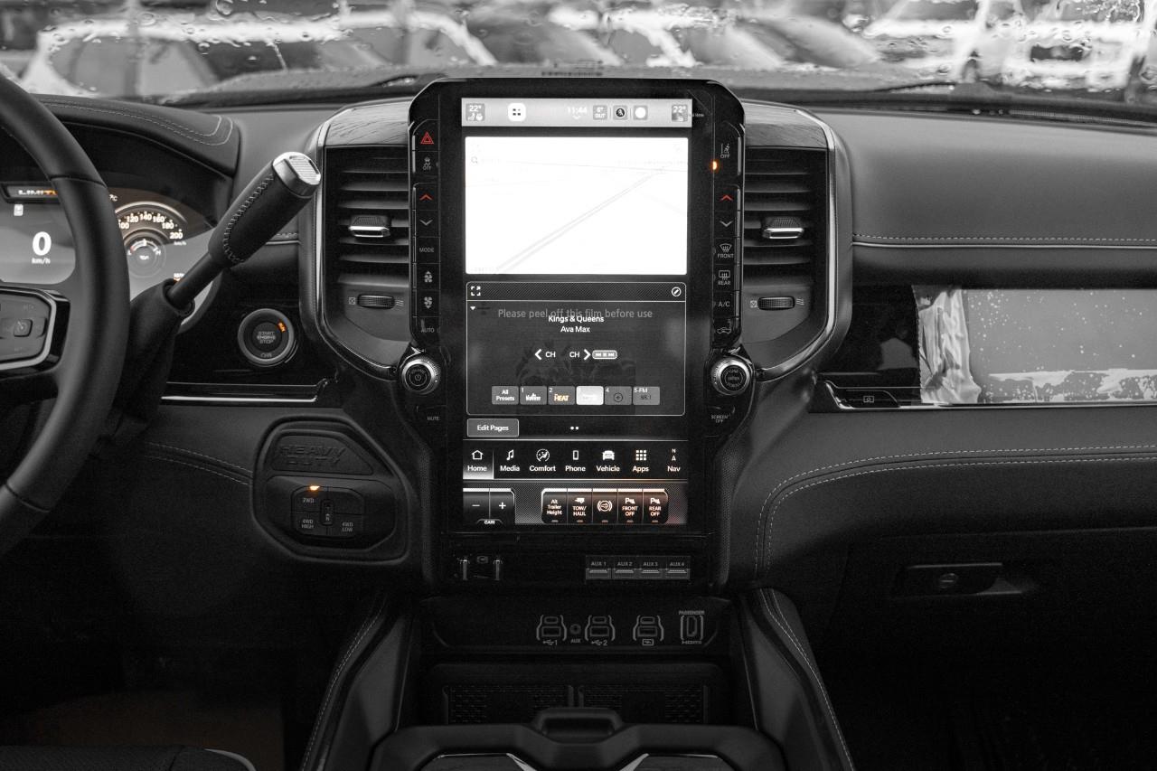 2026 RAM 3500 Limited T251812