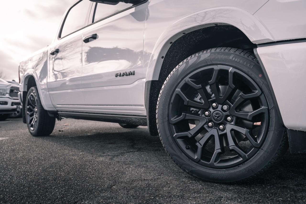 2026 RAM 1500 Limited T227093