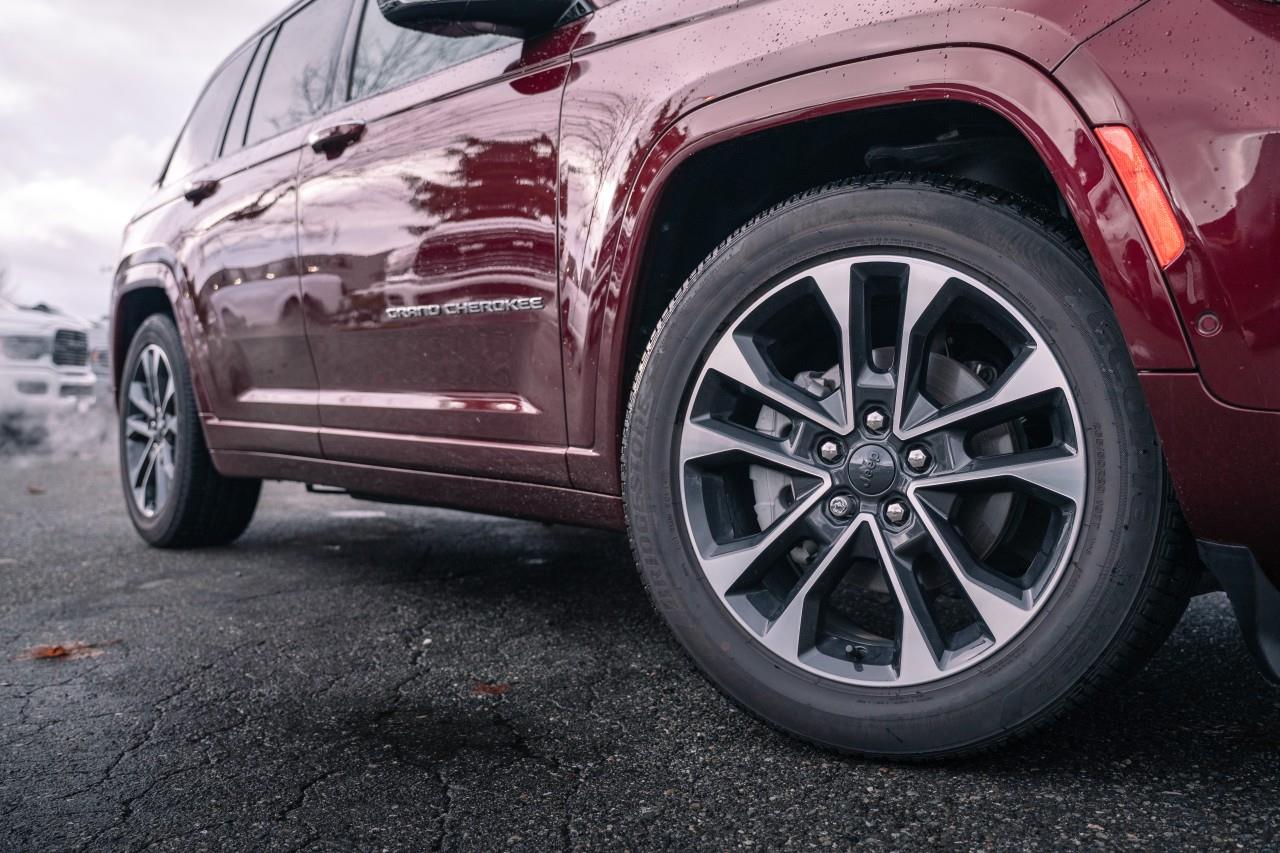 2023 Jeep Grand Cherokee Overland S735186A