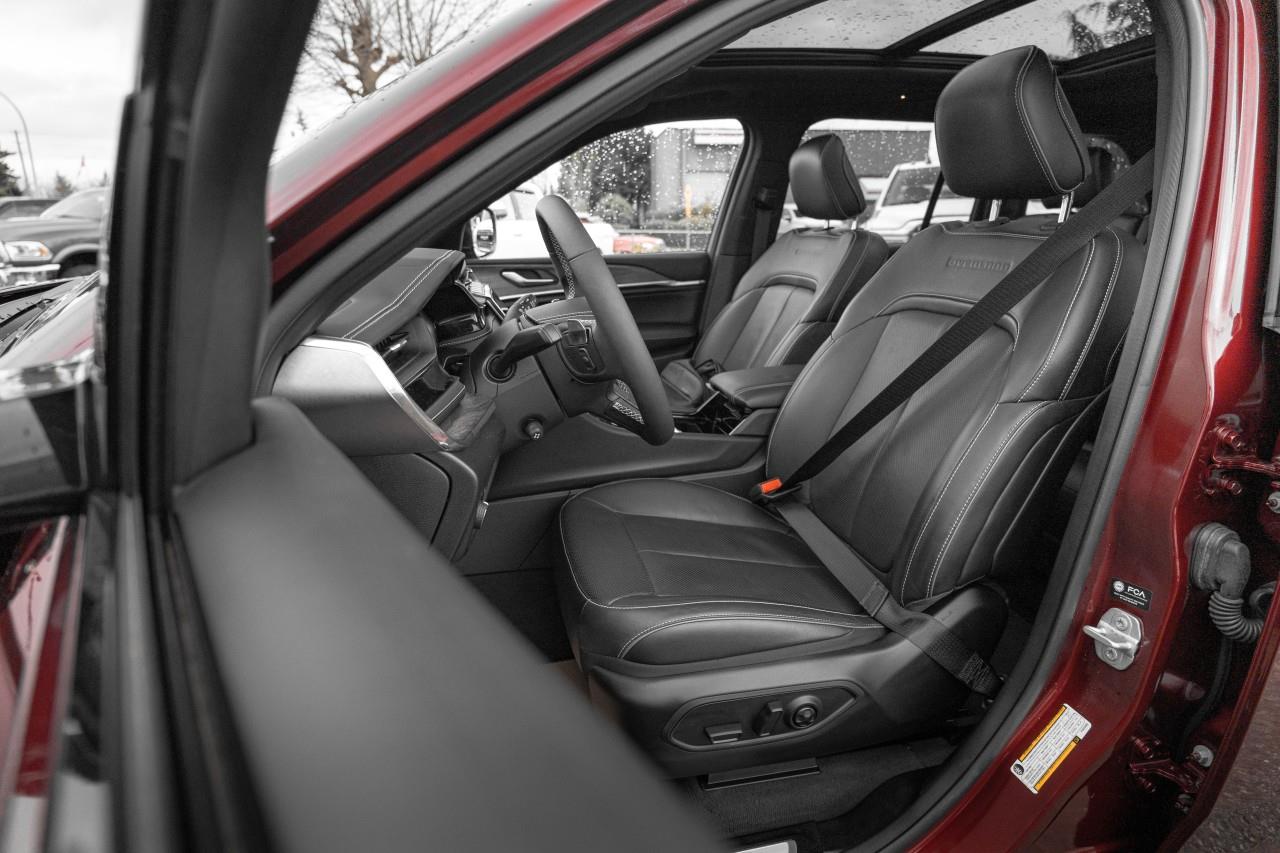 2023 Jeep Grand Cherokee Overland S735186A