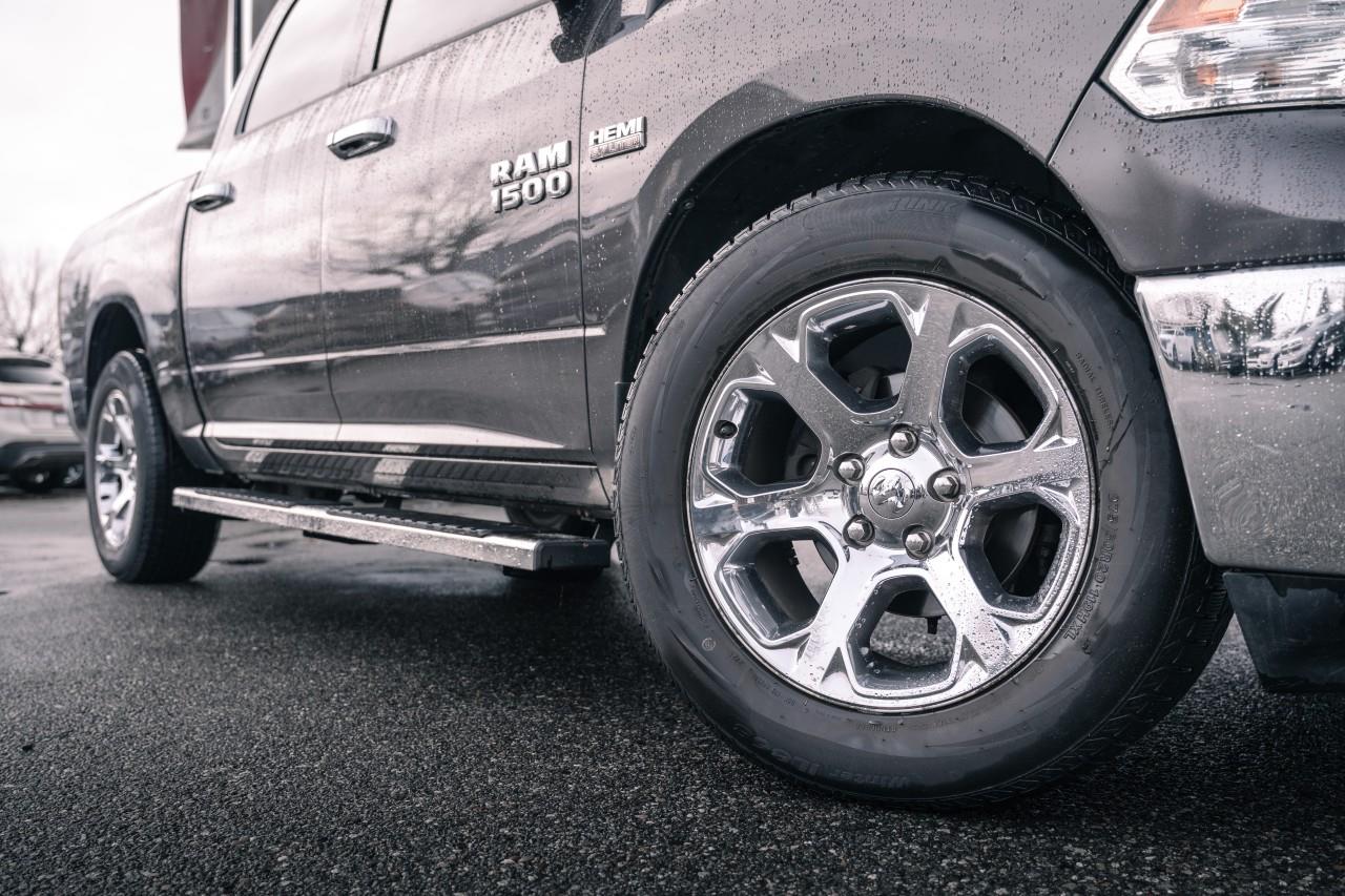 2018 RAM 1500 ST LC2705A