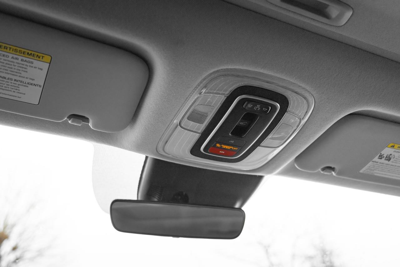 2023 Hyundai Elantra Preferred w/Tech Package LC2826A