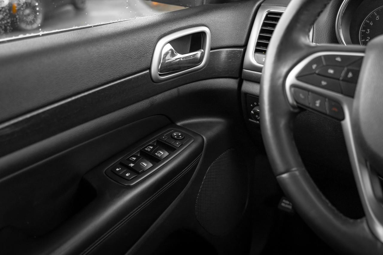 2018 Jeep Grand Cherokee Laredo LC2830