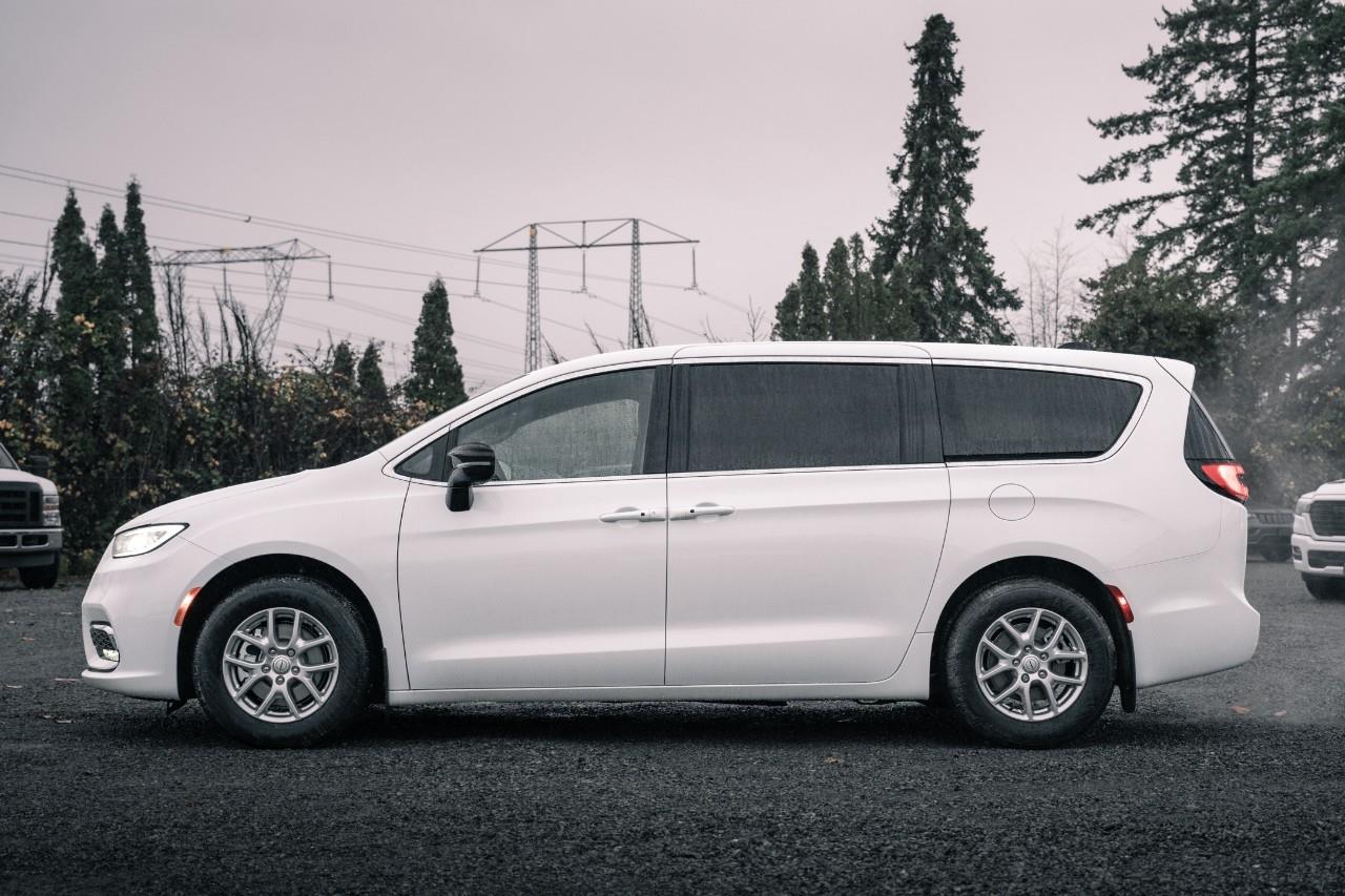 2026 Chrysler Grand Caravan SXT T227327