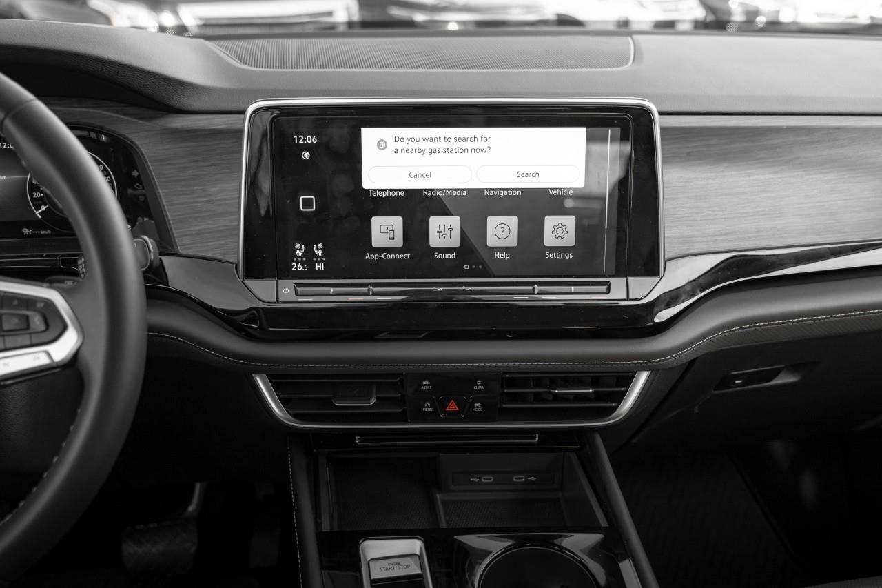 2024 Volkswagen Atlas 2.0 TSI Highline LC2838