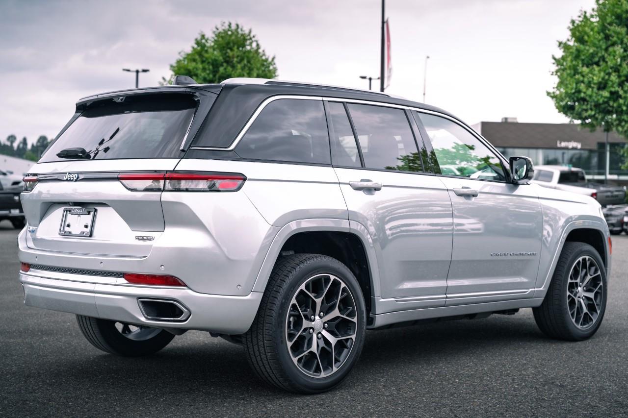 2023 Jeep Grand Cherokee 4xe Summit LC2656