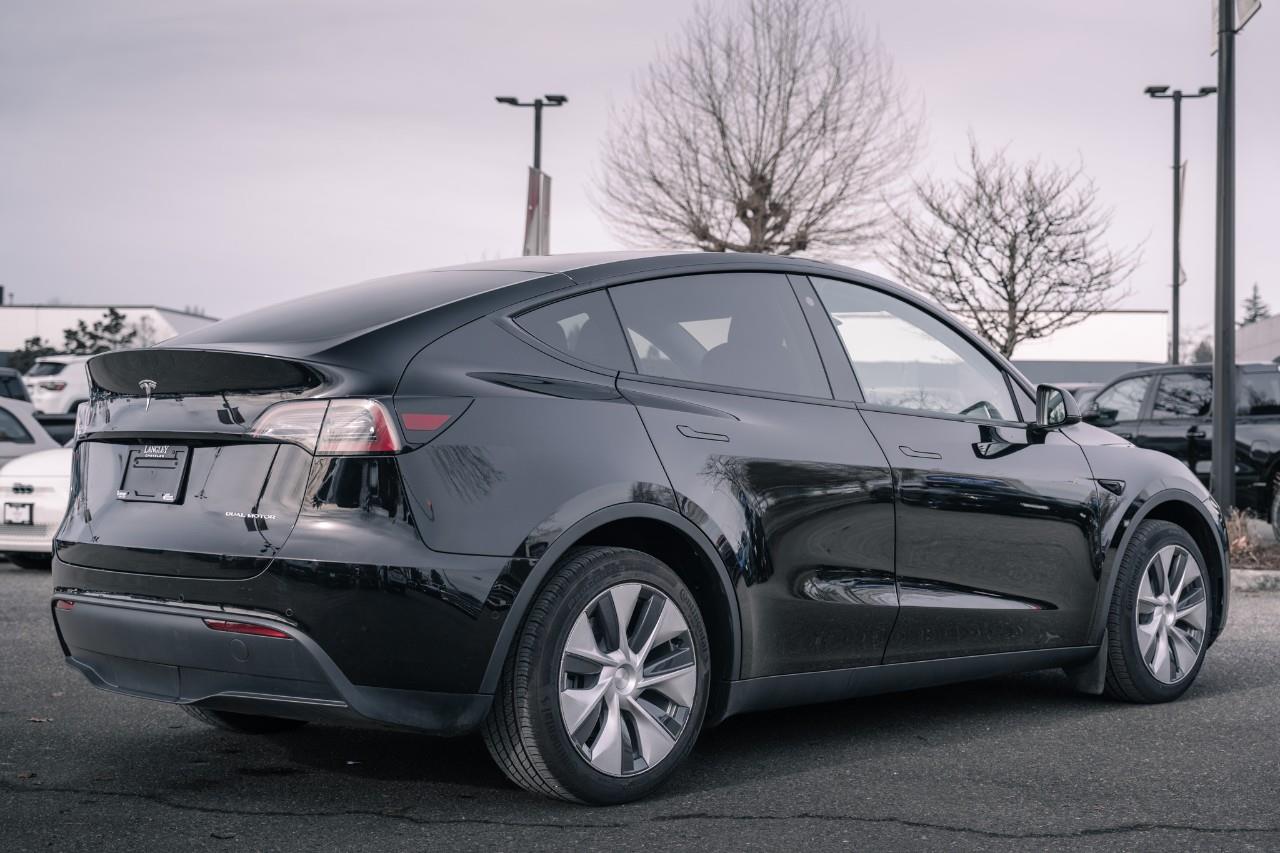 2022 Tesla Model Y Long Range LC2842