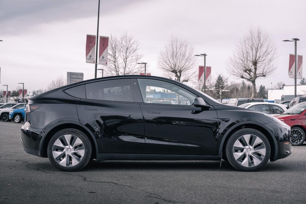 2022 Tesla Model Y Long Range LC2842