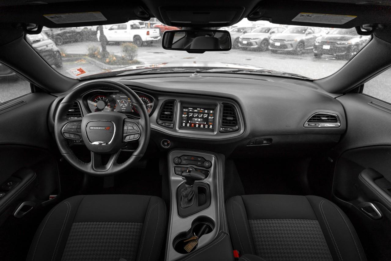 2023 Dodge Challenger SXT LC2851