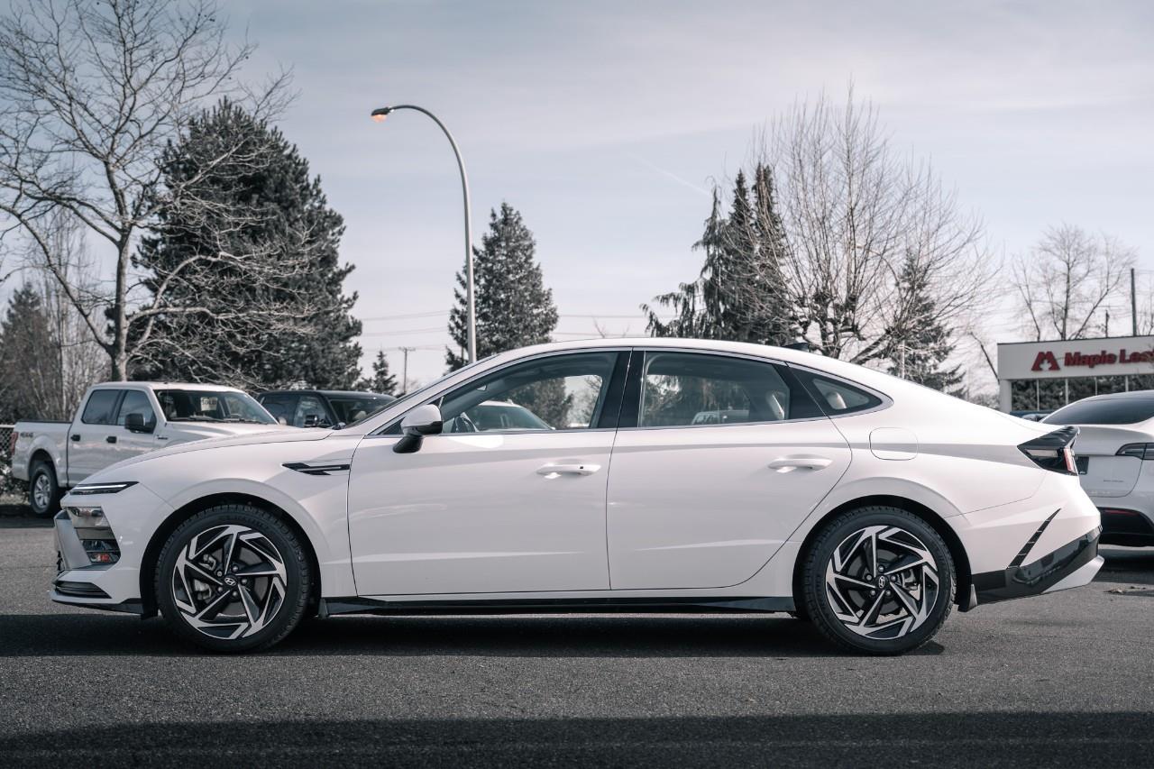 2025 Hyundai Sonata Preferred-Trend LC2860