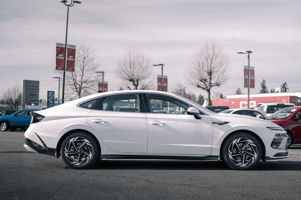 2025 Hyundai Sonata Preferred-Trend LC2860