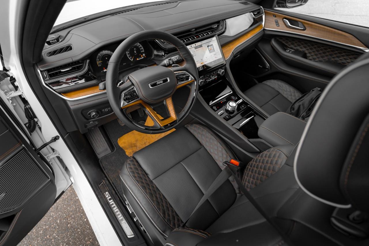2025 Jeep Grand Cherokee Summit S806360