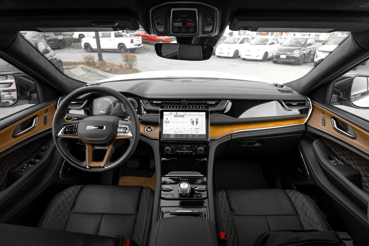 2025 Jeep Grand Cherokee Summit S806360