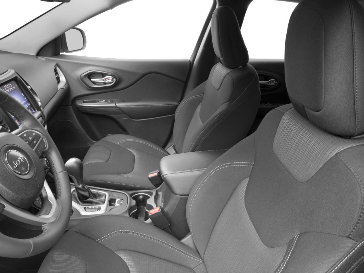 2016 Jeep Cherokee North T203475A