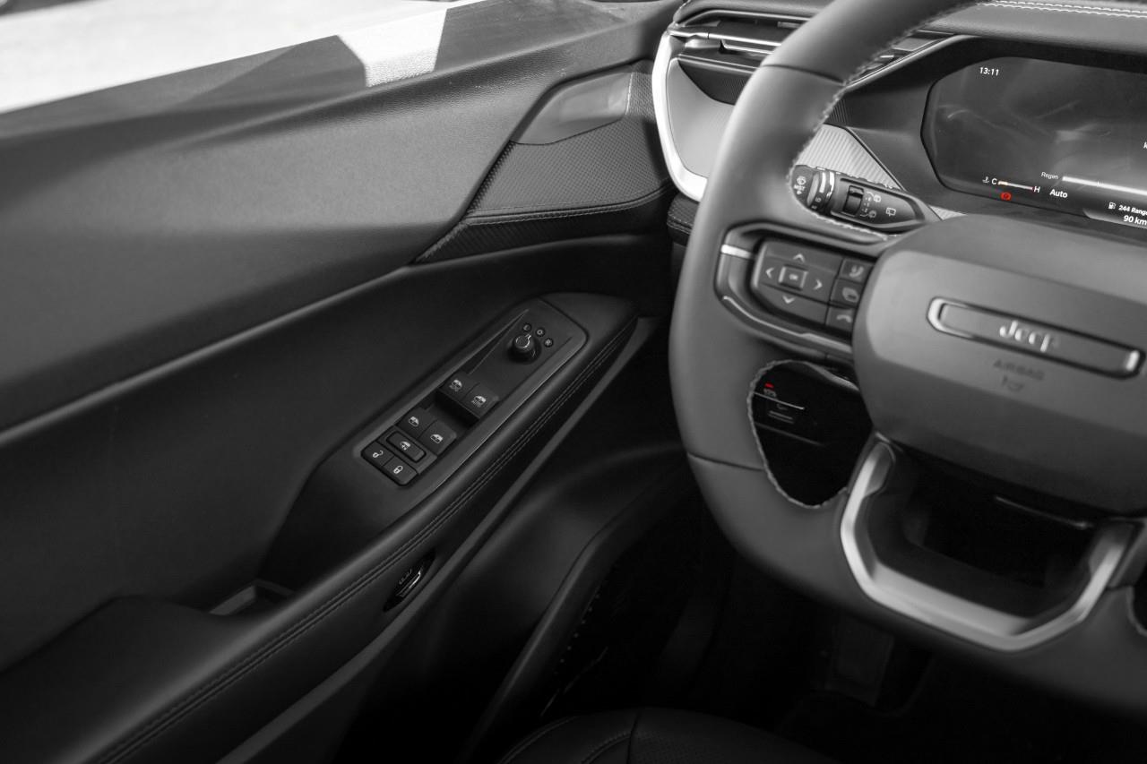 2026 Jeep Cherokee Laredo/Limited T161867