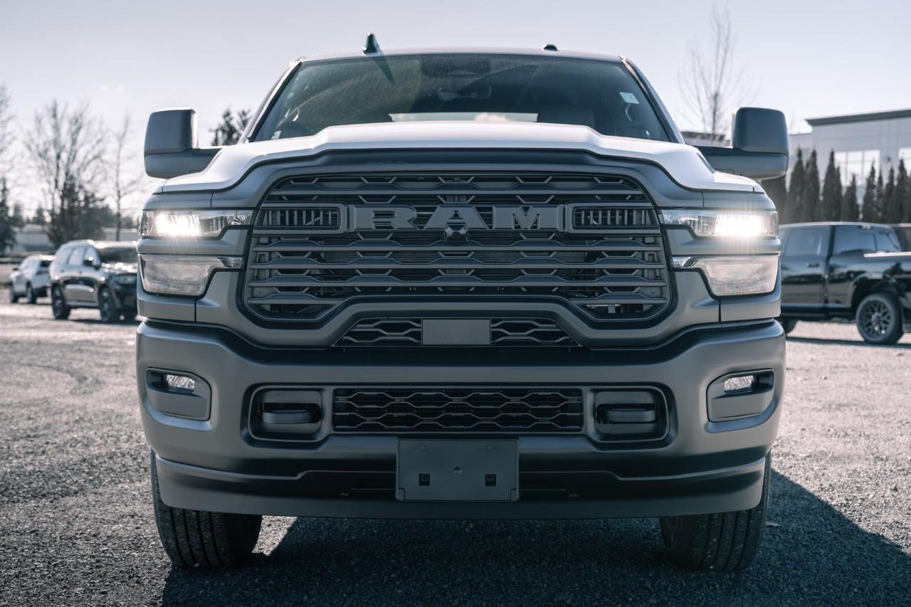 2026 RAM 3500 Tradesman T251811