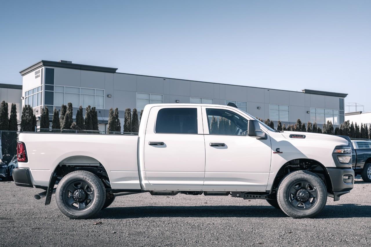 2026 RAM 3500 Tradesman T251811