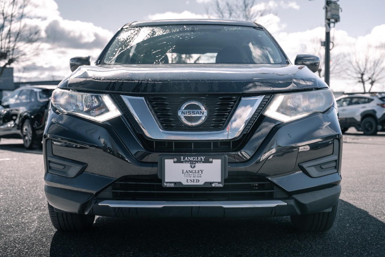2018 Nissan Rogue  T242911A