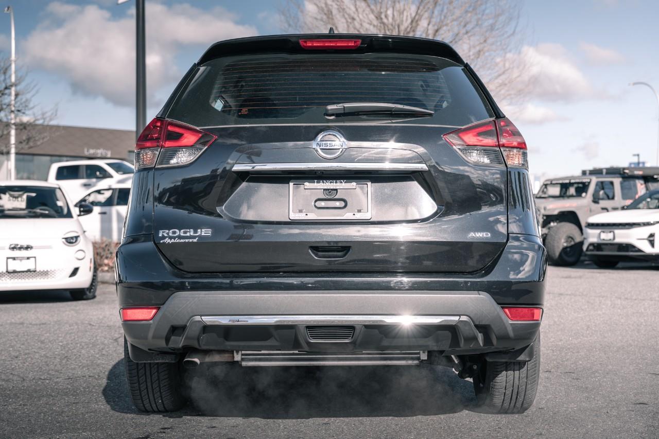 2018 Nissan Rogue  T242911A