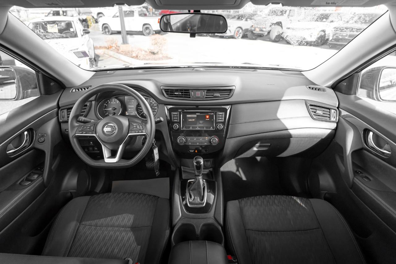 2018 Nissan Rogue  T242911A