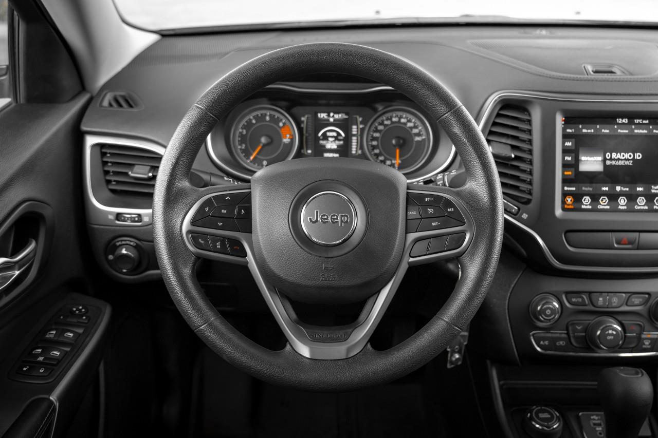 2022 Jeep Cherokee Sport T203475A